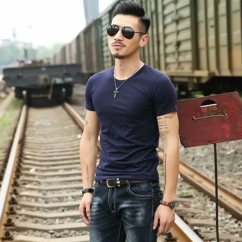 Men's fitted T-shirt