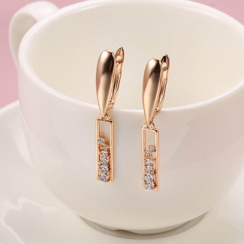 Rose gold earrings with copper-plated zircons