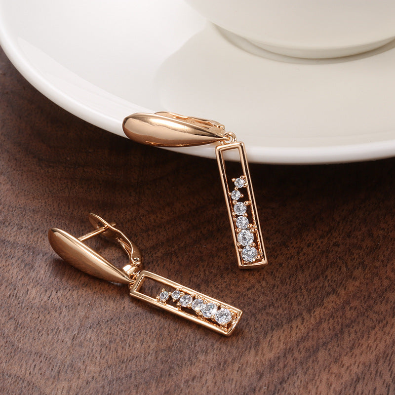 Rose gold earrings with copper-plated zircons