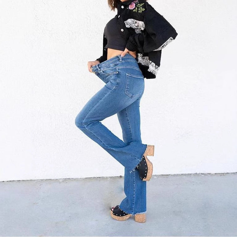 Women's Double Button Straight Leg Jeans