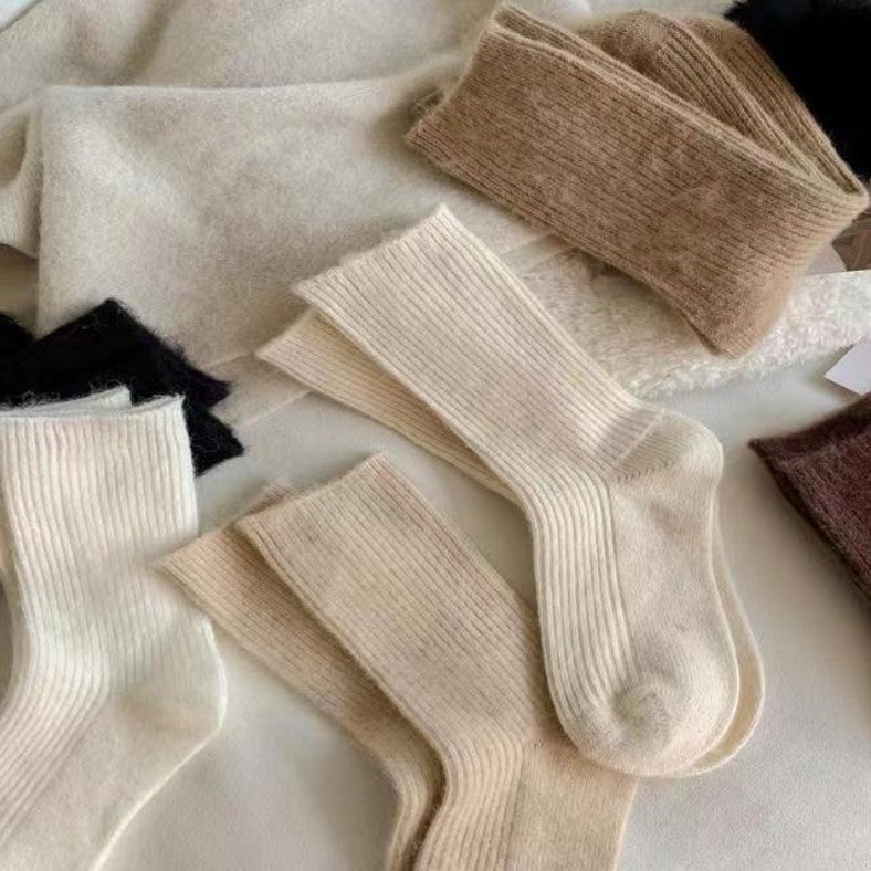 Pure Color Thickened Thermal Middle Tube Wool Socks