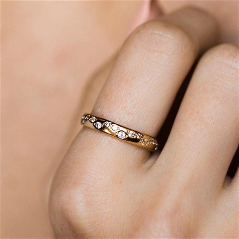 Women's simple alloy ring