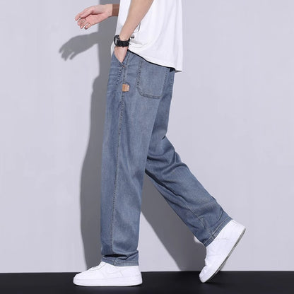 Loose and distressed casual long pants