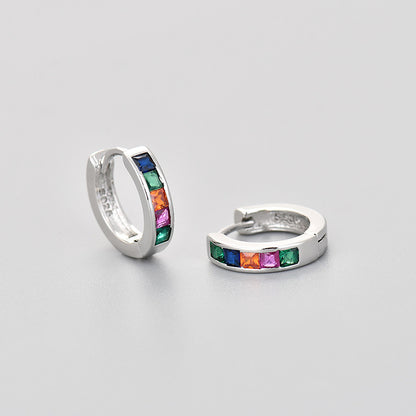 Simple circular zirconia earrings