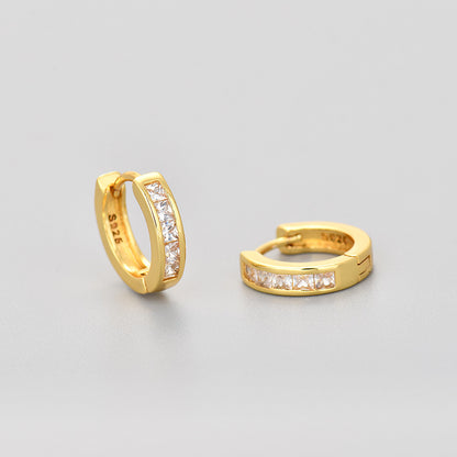 Simple circular zirconia earrings